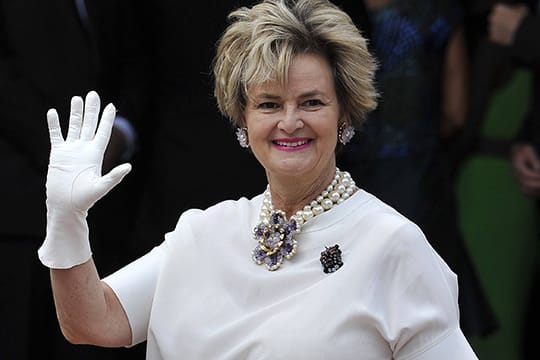 Gloria von Thurn und Taxis ist Oma. Ihr Tochter Maria Theresia brachte in London ein gesundes Mädchen zur Welt.