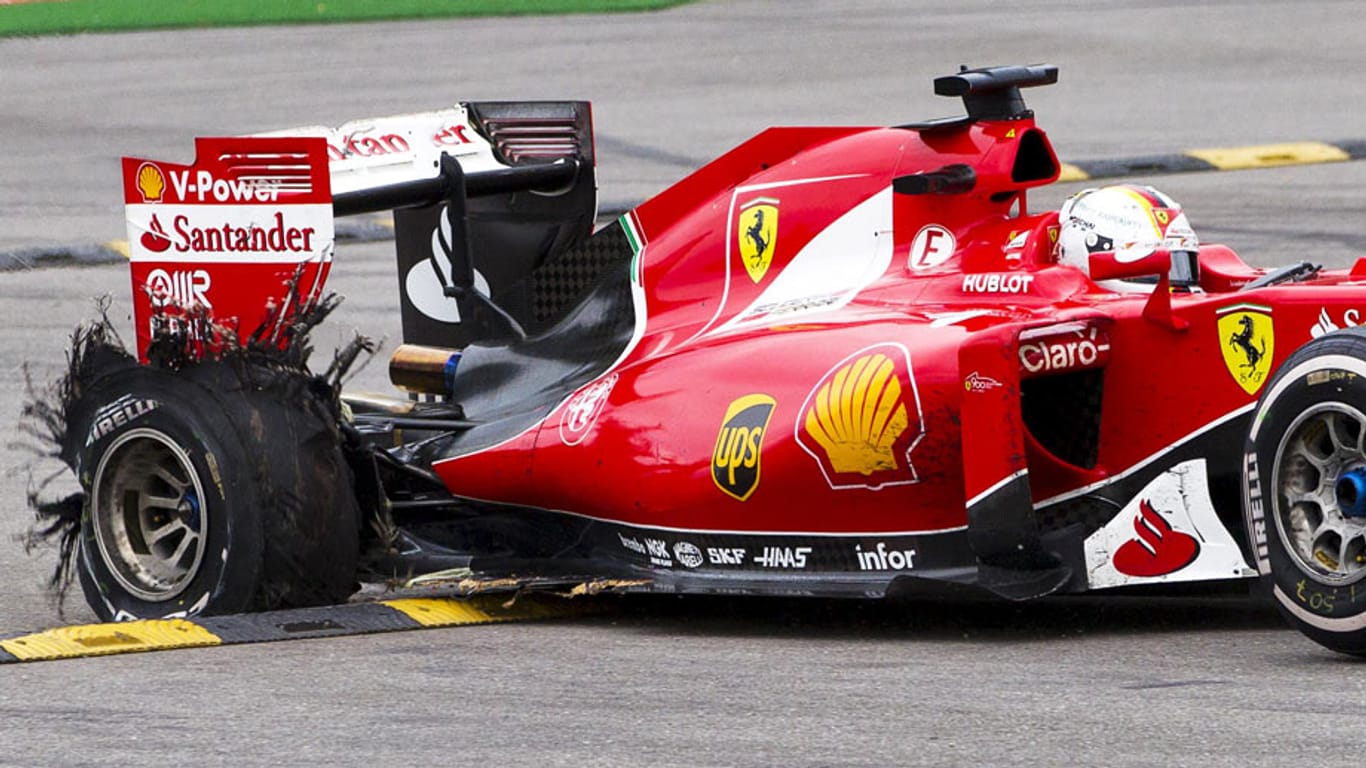 Der geplatzte Reifen am Ferrari-Boliden von Sebastian Vettel.