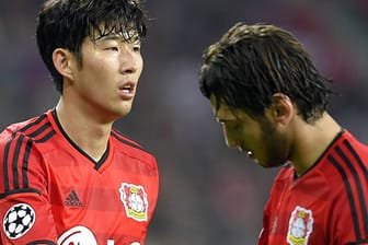 Heung-Min Son (li.) ist verärgert über die Kritik seines ehemaligen Bayer-Mitspielers Hakan Calhanoglu.