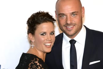 Christian Tews und Freundin Claudia Loesch erwarten Zwillinge. Im Internet zegit der Ex-"Bachelor" jetzt erste Ultraschallaufnahmen.