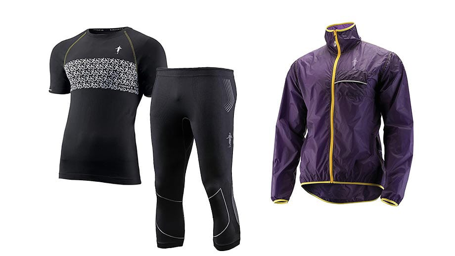 Inspiriert von Marathon-Läufern entstand die Marke Thoni Mara: mit dem Funktionsshirt (um 45 Euro), Laufhose (um 55 Euro) und der ultraleichten Jacke (um 99 Euro) haben Sie ein vollständiges Lauf-Outfit.