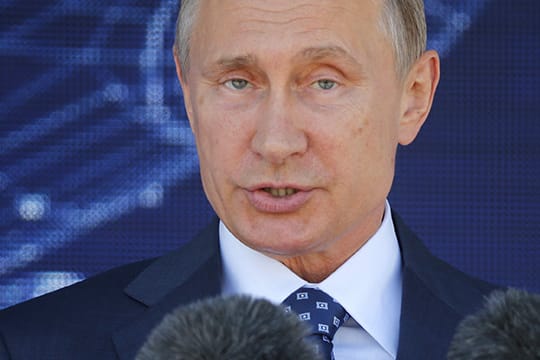 Der russische Präsident Putin will verschiedene Staatschefs davon überzeugen, gemeinsam gegen den IS vorzugehen.