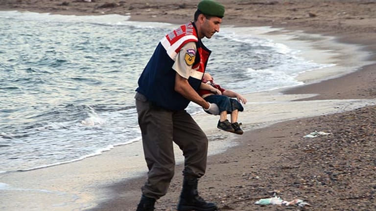 Das Bild des toten syrischen Flüchtlingsjungen berührte Menschen weltweit.