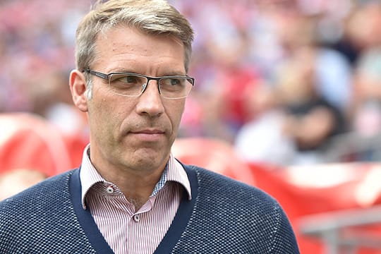 Peter Knäbel ist seit fast einem Jahr als Sportdirektor beim HSV.