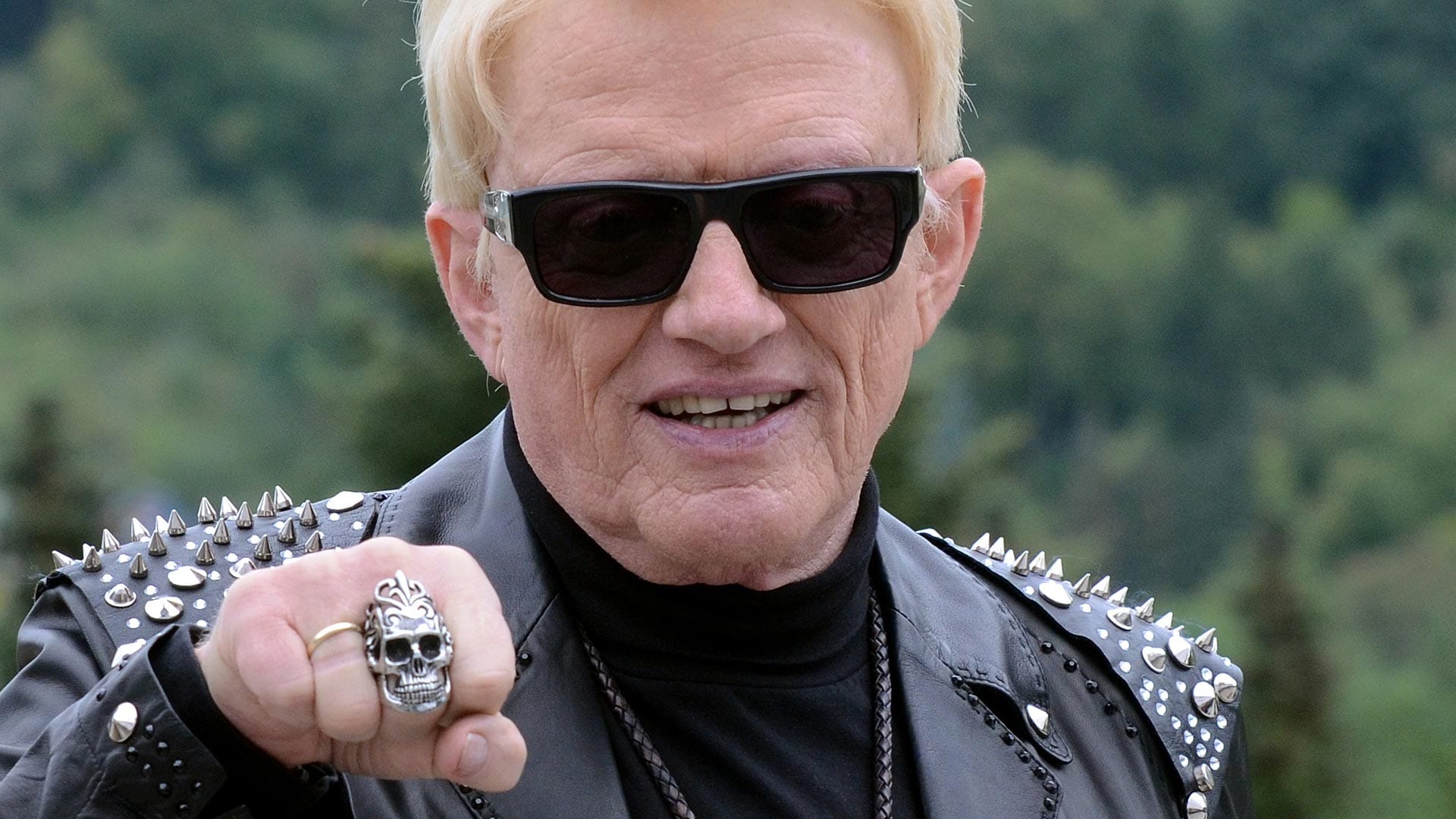 Heino hat keine Freunde.