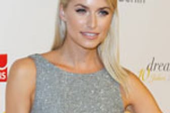 Model und Moderatorin Lena Gercke war beim Dreamball im September 2015 einer der Hingucker des Abends. Wenige Monate nach der Trennung von Fußballer Sami Khedira zeigte sich die Blondine strahlend schön.