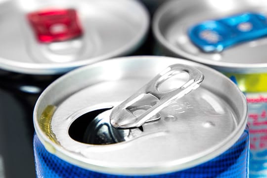 Sind Energy Drinks für MInderjährige so gefährlich, dass man sie verbieten muss?