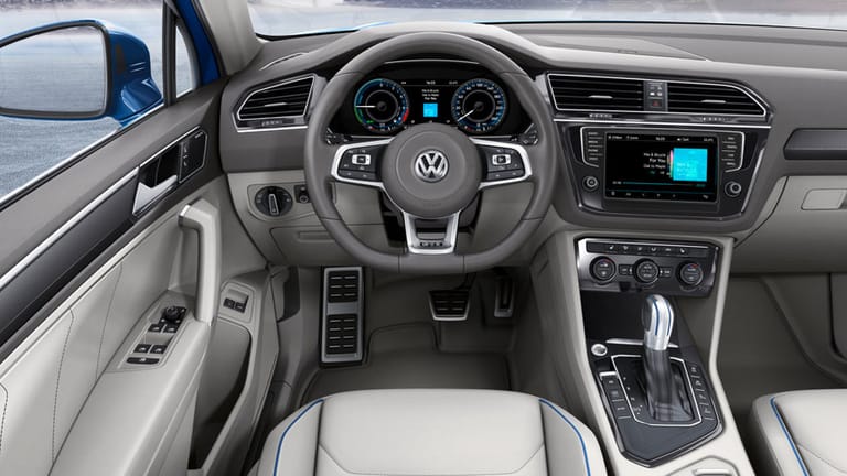Hier der Innenraum des Tiguan GTE - den tituliert VW noch als "Concept".