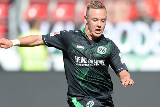 Uffe Bech bei seinem bislang einzigen Bundesliga-Einsatz für Hannover 96 gegen Mainz 05.