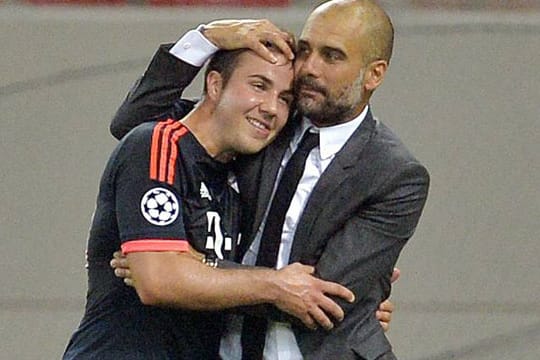 Pep Guardiola hält große Stücke auf Mario Götze - trotzdem sitzt der Nationalspieler oft nur auf der Bank.