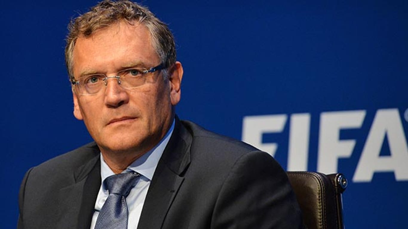 FIFA-Generalsekretär Jérôme Valcke wird von allen Aufgaben entbunden.