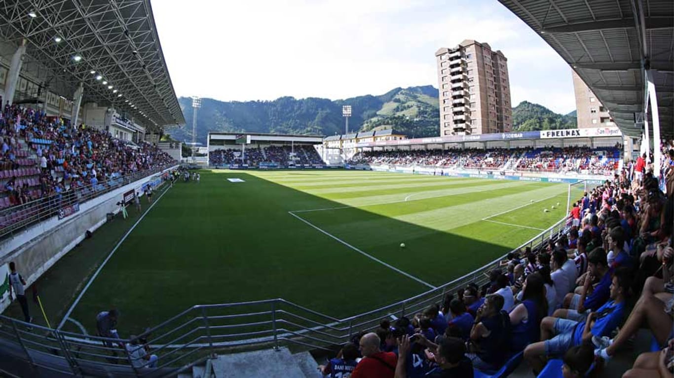 Das Stadion von Eibar fasst nur 6267 Zuschauer - damit ist es die kleinste Spielstätte der spanischen Liga.