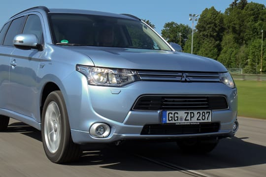 Der Mitsubishi Outlander Plug-in-Hybrid im ADAC-Test