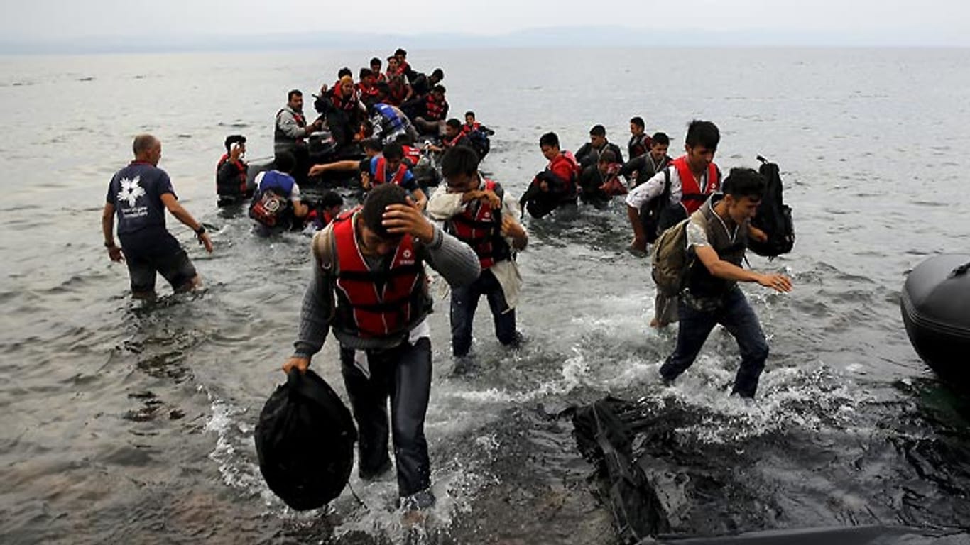 Wohin geht die Reise? Afghanische Flüchtlinge kommen im griechischen Lesbos an.