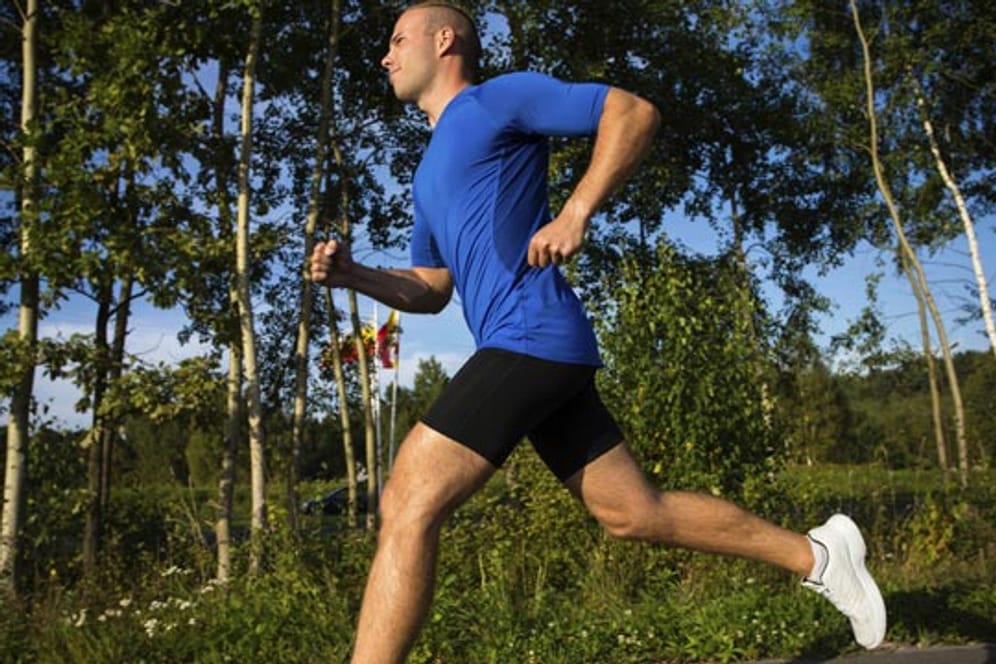 Sportsucht tritt besonders bei Läufern und Triathleten auf.