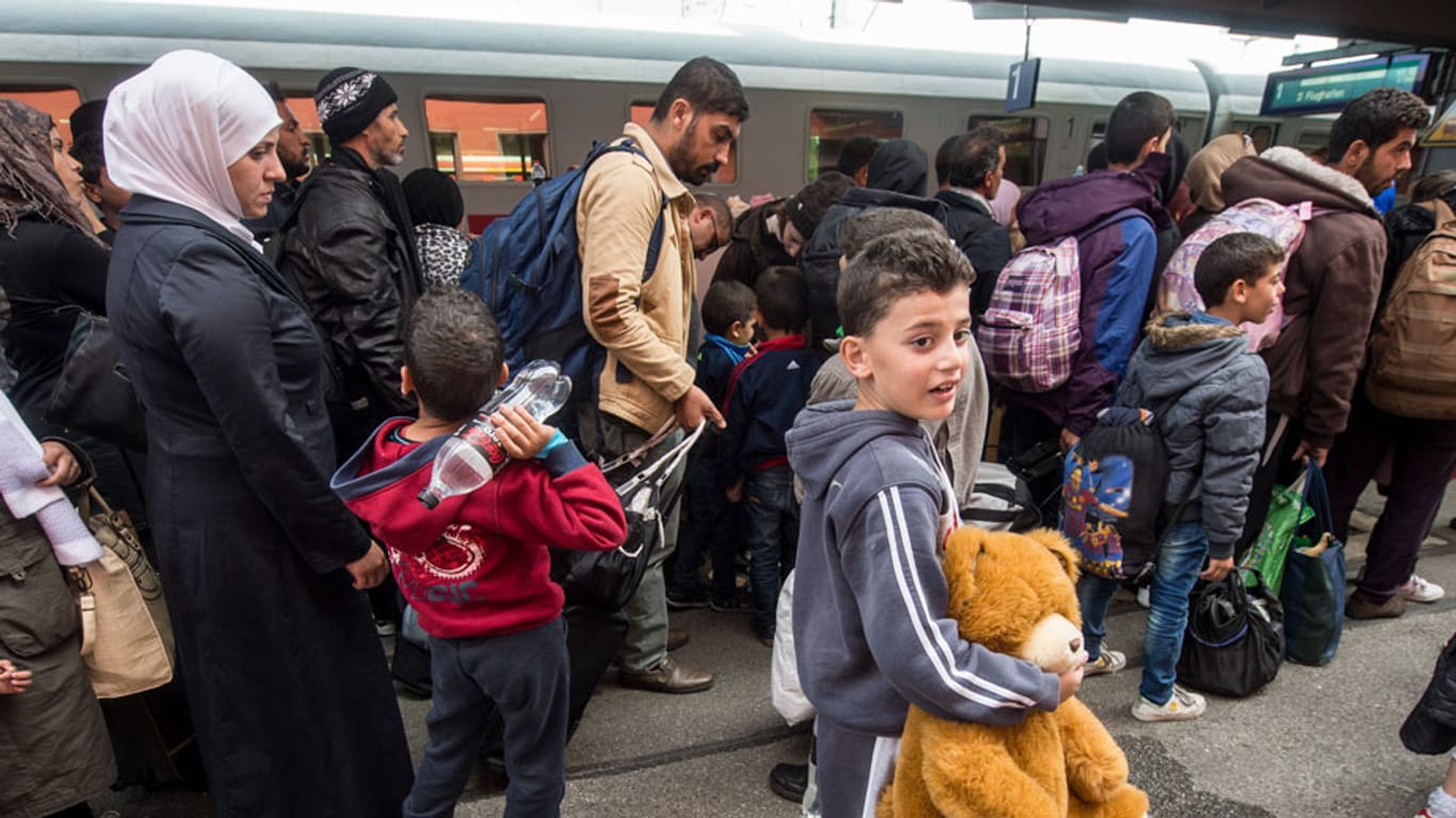 Flüchtlinge in Deutschland: falsche Hoffnungen auf die Hilfsbereitschaft der Europäer.