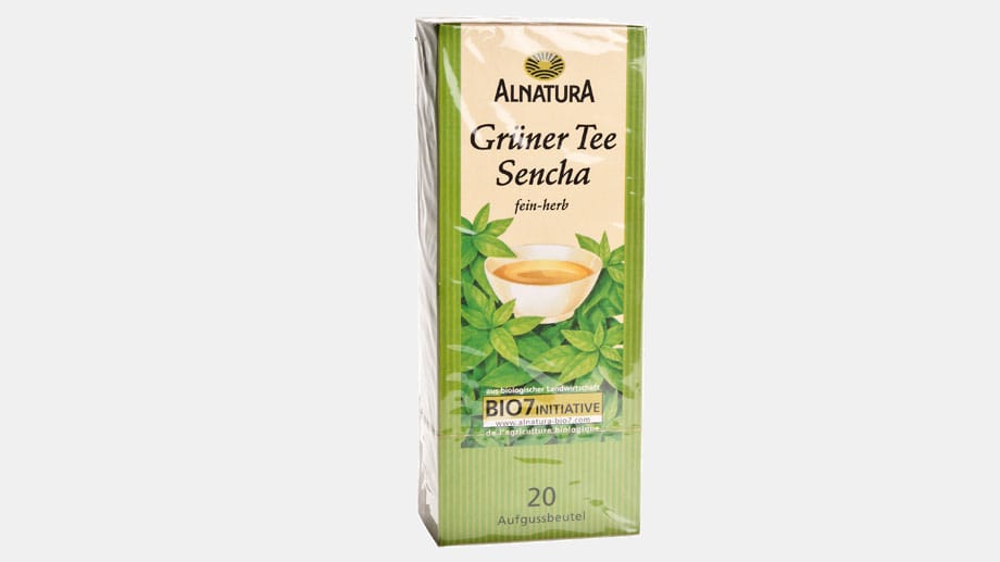Der "Grüner Tee Sencha" von Alnatura (3,85 Euro pro 100 Gramm) überzeugte im Test: Kaum Schadstoffe und die Note "Gut". Einzig eine unbedenkliche Menge an Nikotin schmälert den Genuss.