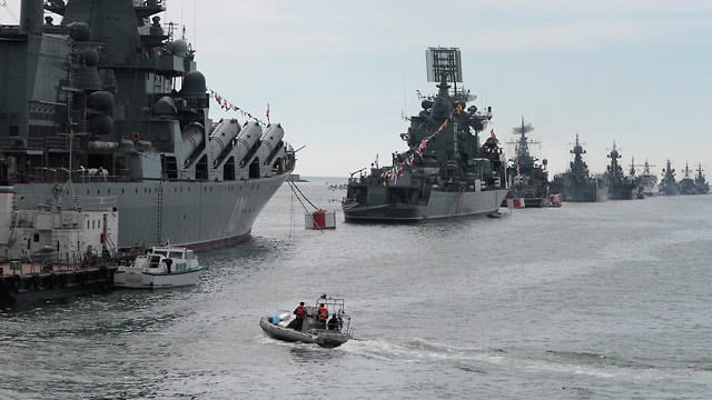 Russische Kriegsschiffe der Schwarzmeerflotte (Archivaufnahme).