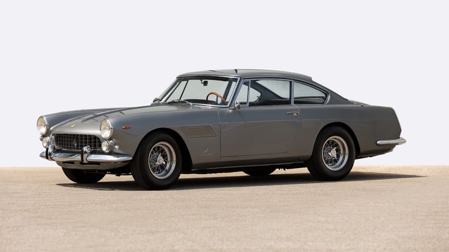 Erschwinglicher war ein Bolide wie der Ferrari 250 GT 2+2 aus dem Jahr 1961, der für 274.272 Euro den Besitzer gewechselt hat.