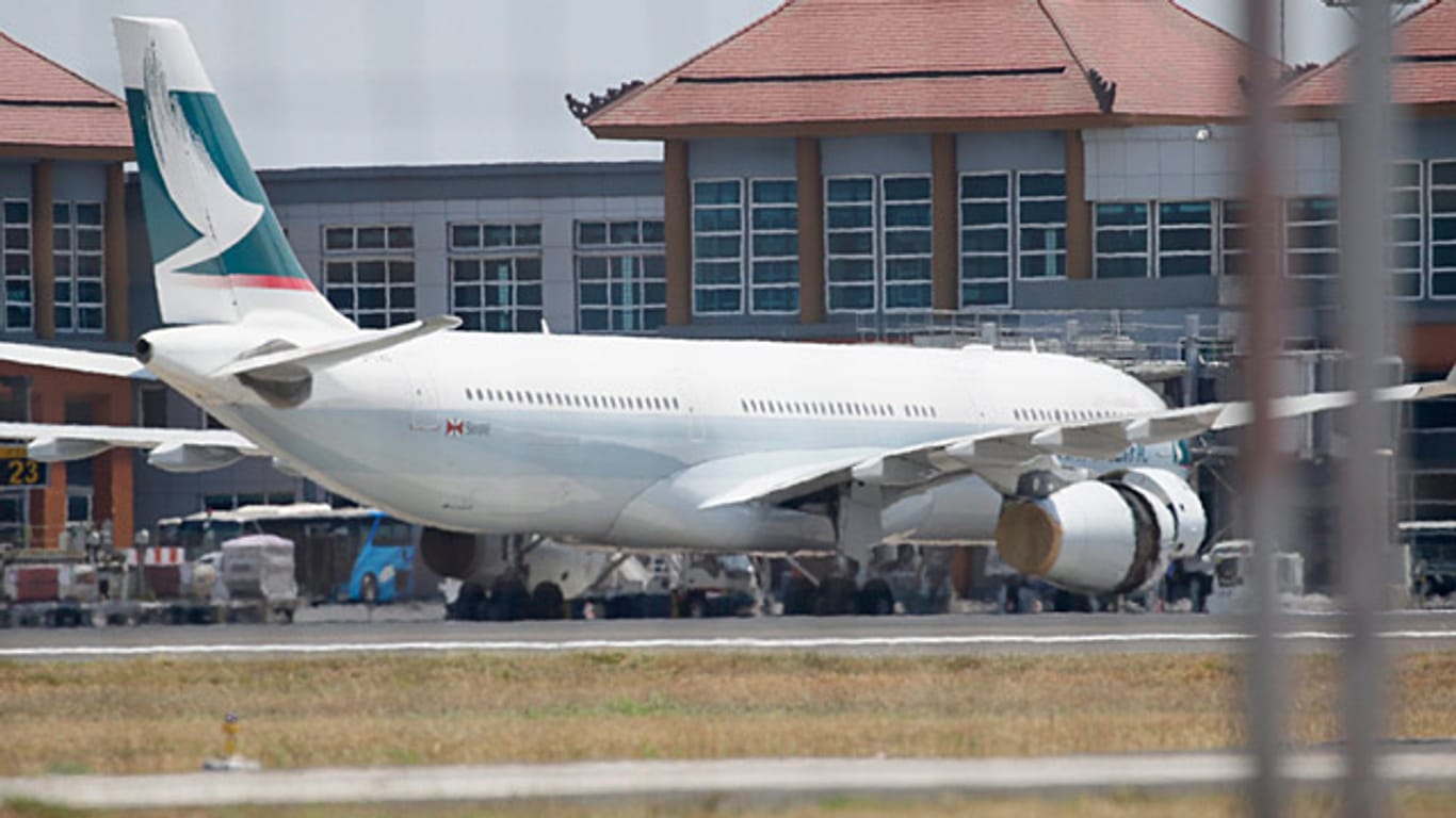 Der Airbus nach der Notlandung auf Bali.