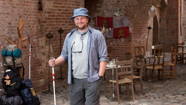 Devid Striesow bei den Dreharbeiten zu "Ich bin dann mal weg".