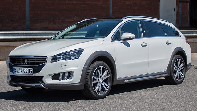 Diesel mit E-Unterstützung - das ist der Peugeot 508 RXH.