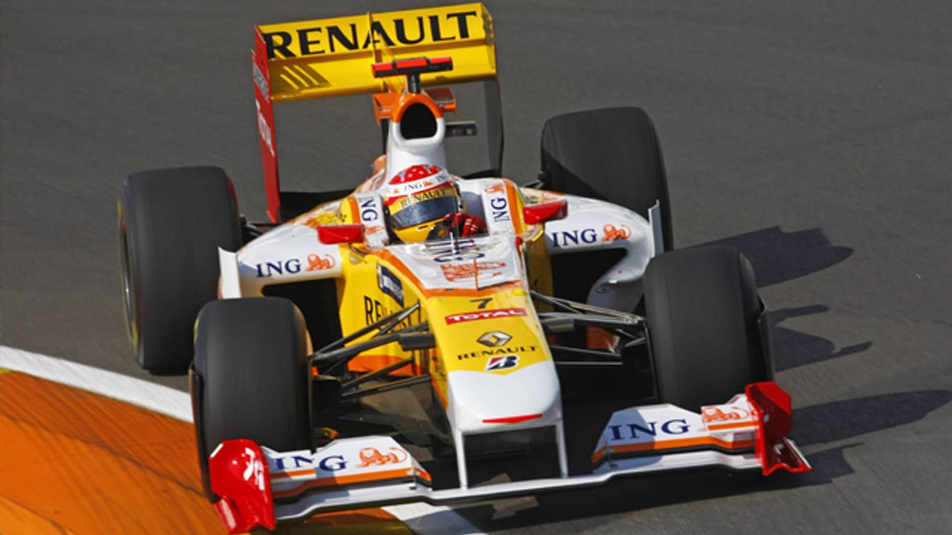 Fernando Alonso fuhr 2009 noch für Renault.