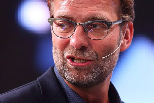 Jürgen Klopp zeigte sich jüngst auf der IAA und gab dort eine Autogrammstunde.