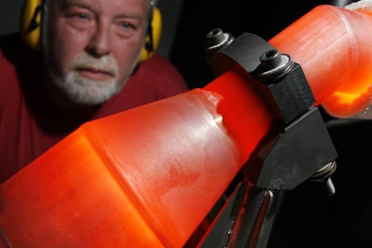 Rot glühender Katalysator: Abgasreinigung auf Hochtouren.
