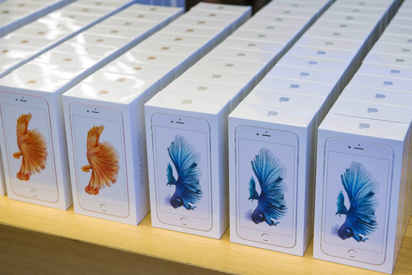 Viele Käufer des neuen iPhone 6s berichten von einem merkwürdigen Fehler.