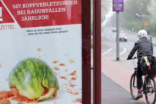 Fahrradhelm: Ein Helm kann Fahrradfahrer vor schlimmen Kopfverletzungen bewahren.