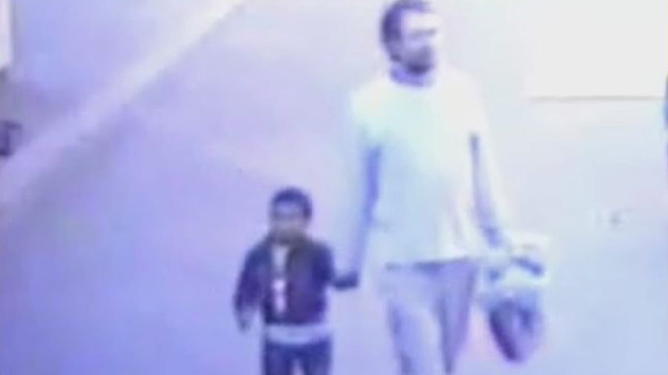 Hier nimmt ein Mann in Berlin-Moabit den vierjährigen Mohamed mit. Der Junge wird seitdem vermisst.
