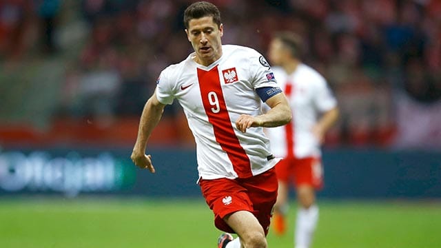 Immer wieder Robert Lewandowski: Der Bayern-Star trifft auch im Nationaltrikot.