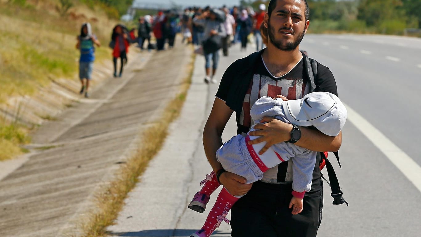 Syrische Flüchtlinge an der türkischen Grenze: Ankara fordert von der EU Milliarden-Zahlungen.