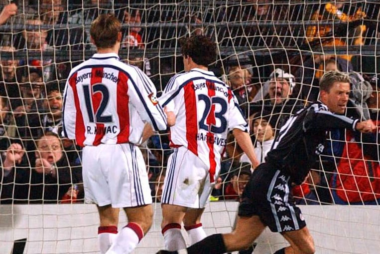 Besonderer Moment: Nico Patschinski trifft im Februar 2002 gegen den FC Bayern.
