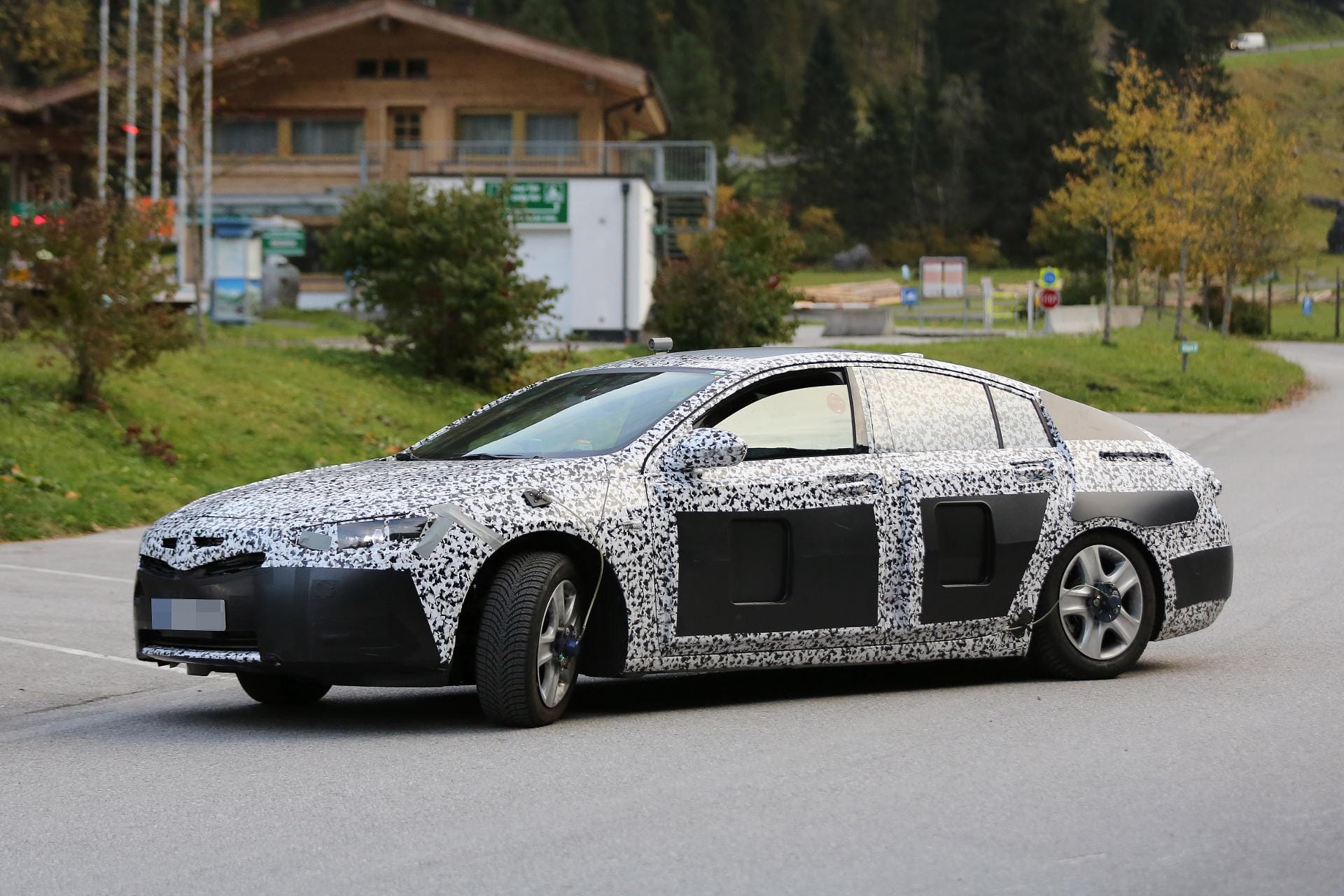 Neue Bilder vom Opel Insignia 2.