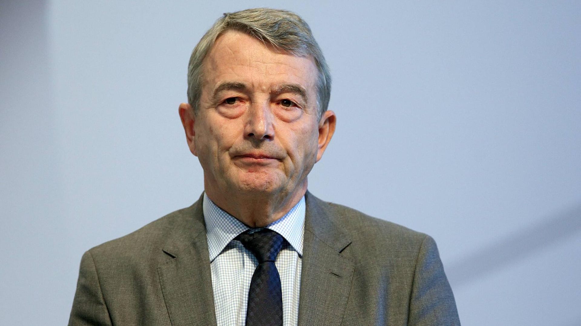 Wolfgang Niersbach gerät immer mehr unter Druck.