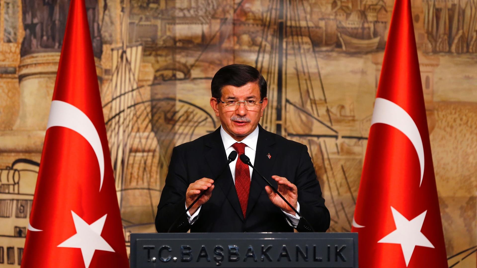 Der türkische Ministerpräsident Ahmet Davutoglu hat sich in drastischen Worten geäußert.