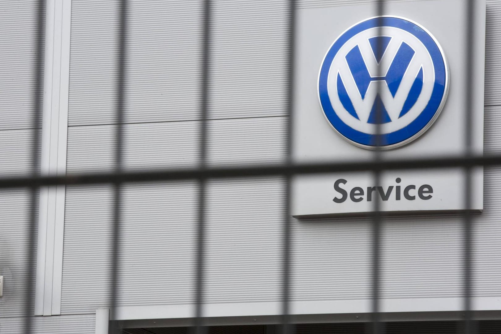 Abgas-Skandal von VW: Automobilclub von Deutschland kritisiert Rückruf des Kraftfahrt-Bundesamtes.
