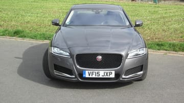 Jaguar XF - das Design der zweiten Generation wirkt vertraut.