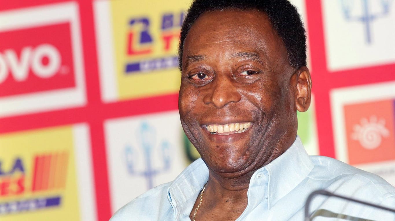 Der Weltfußballer des Jahrhunderts Pelé hat heute allen Grund zu feiern: Er wird 75.