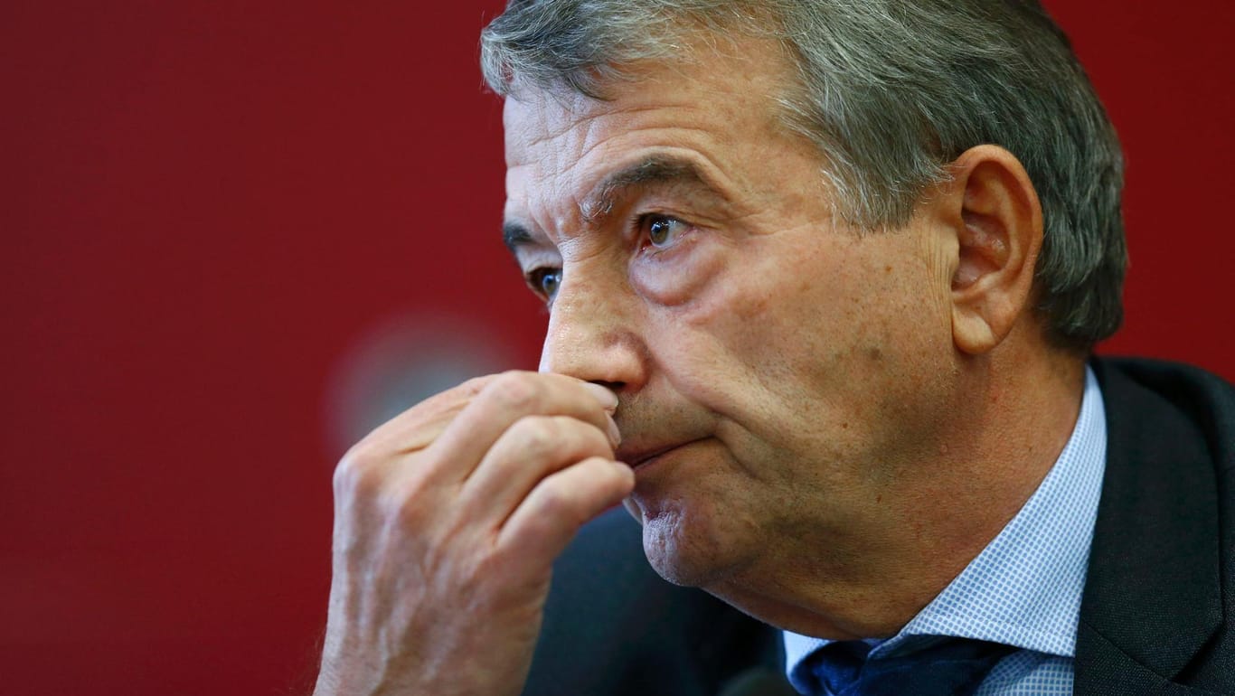 Den Vorwurf des Stimmenkaufs vor der Vergabe der WM 2006 hat DFB-Präsident Wolfgang Niersbach erneut zurückgewiesen.