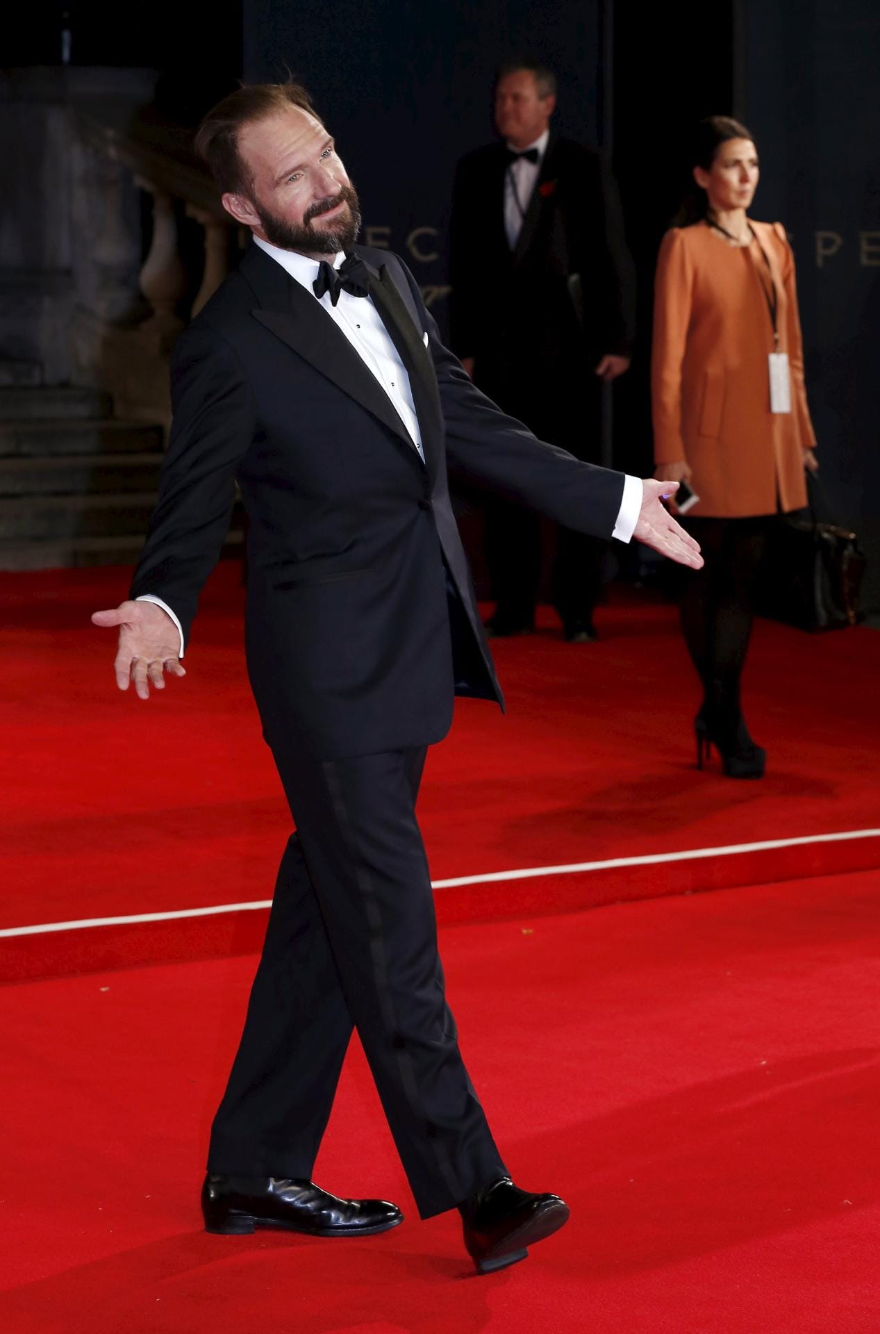 Gut gelaunt präsentierte sich Ralph Fiennes, der im Film Bonds Boss "M" spielt.