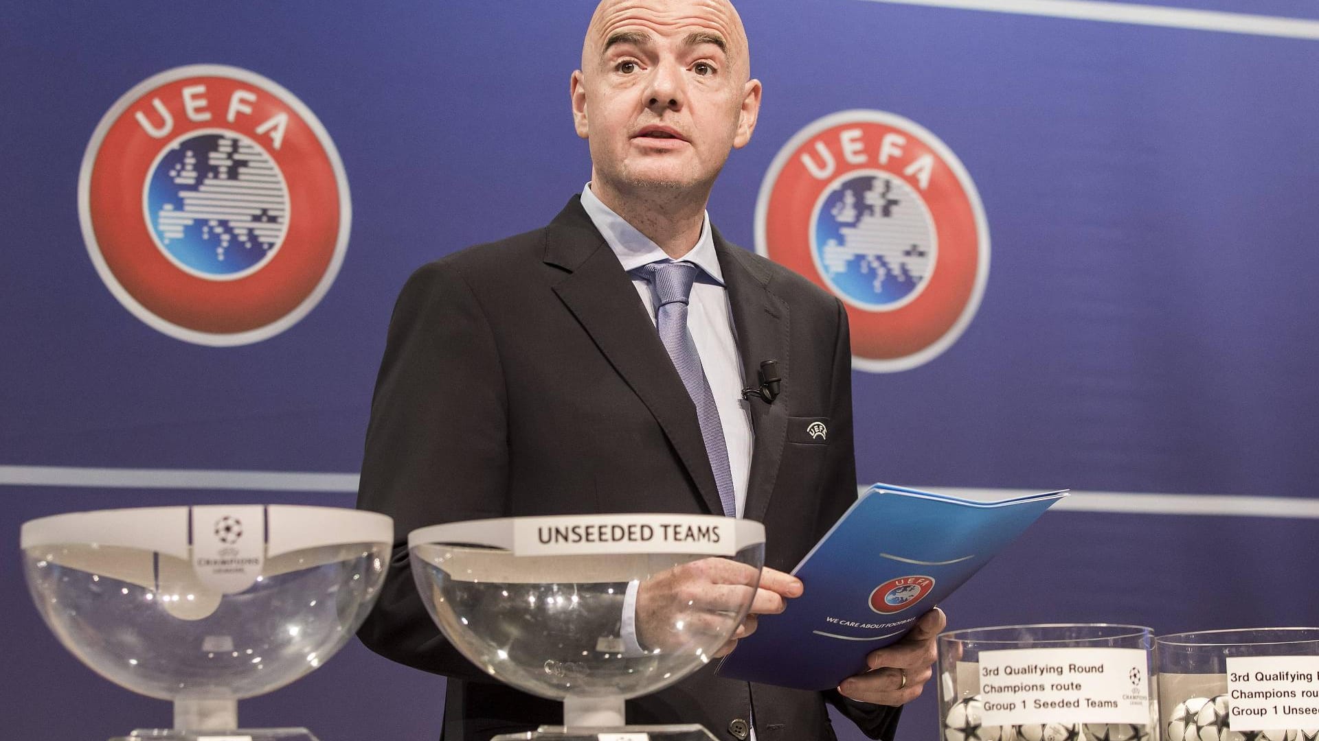 Gianni Infantino kandidiert für das Amt des FIFA-Präsidenten.