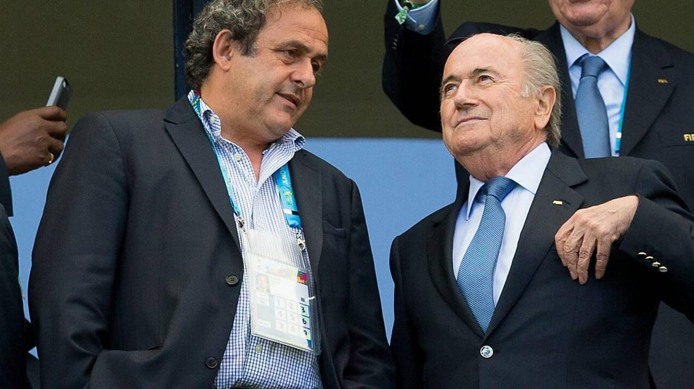 Michel Platini (links) und Sepp Blatter während der WM 2014 in Brasilien.