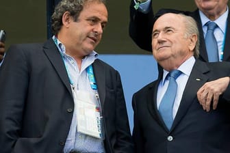 Michel Platini (links) und Sepp Blatter während der WM 2014 in Brasilien.