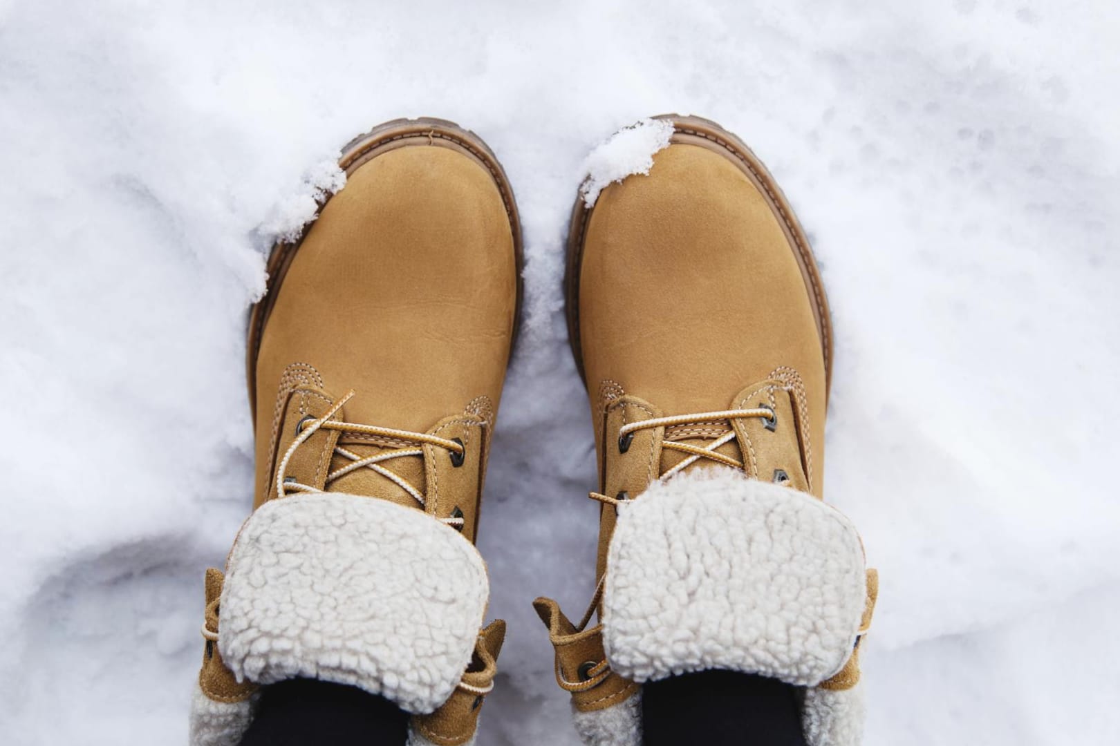 Winterschuhe sollten Sie schon vor Gebrauch richtig pflegen.