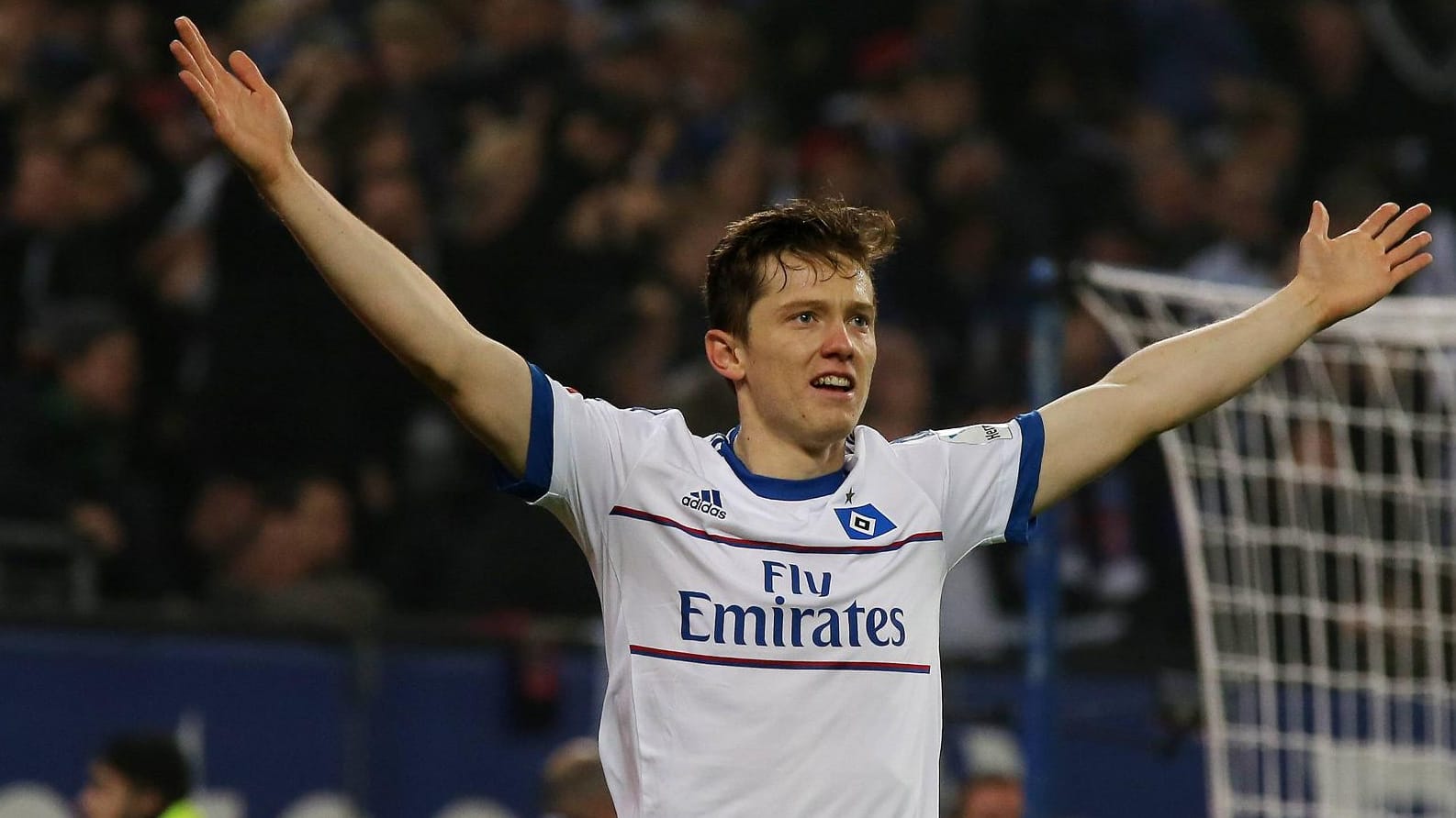 Michael Gregoritsch jubelt nach seinem Treffer gegen Hannover 96. Michael Gregoritsch jubelt nach seinem Treffer gegen Hannover 96.