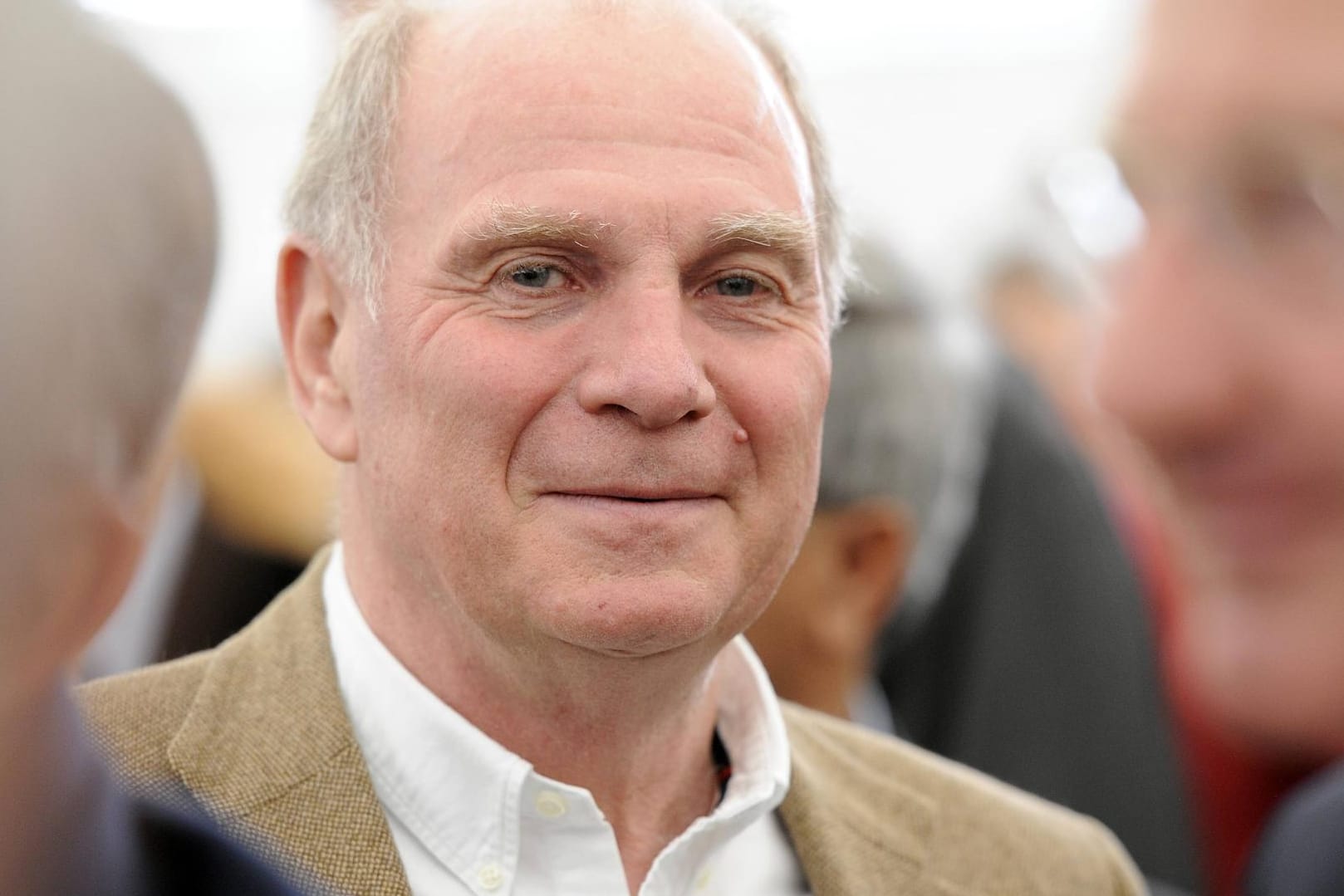 Uli Hoeneß könnte im März 2016 ein freier Mann sein.