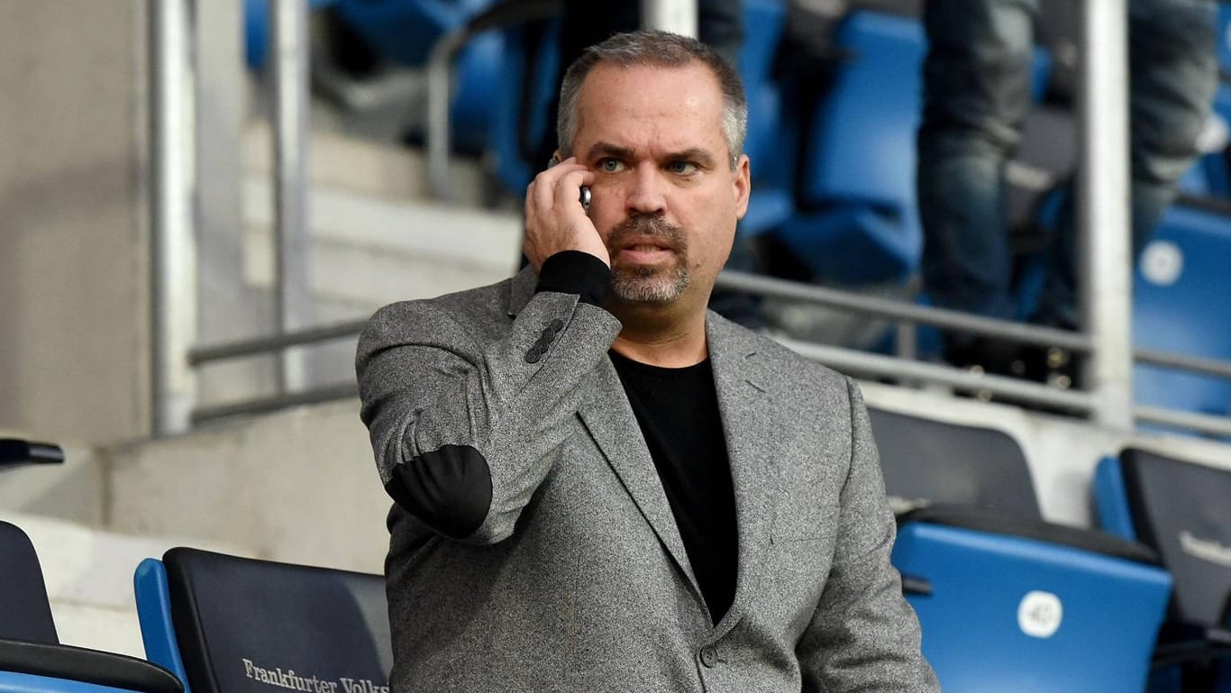 Clemens Krüger vom FSV Frankfurt könnte in Mainz Manager Christian Heidel ablösen.
